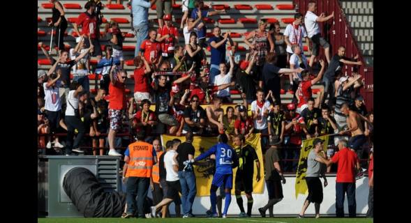 Un supporter lillois interpellé lors de Mons-Lille