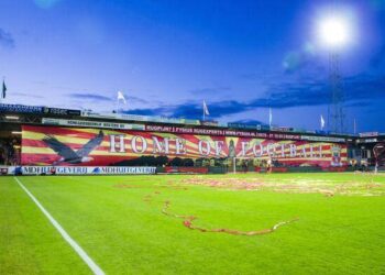 Top 10 : Les tifos du week-end