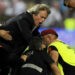 VIDEO : Jorge Jesus à la rescousse d’un supporter