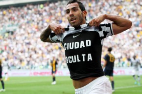 L’hommage de Tevez à un quartier pauvre de Buenos Aires