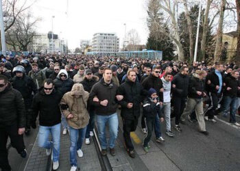Dinamo Zagreb-Hadjuk Split : Les supporters unis contre la répression