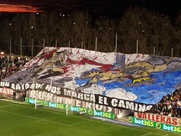 Top 10 : Les tifos du week-end