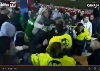 Les ultras du Racing Santander frappent le président