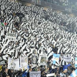 Les Juventini votent le tifo de Juve-Inter sur une application