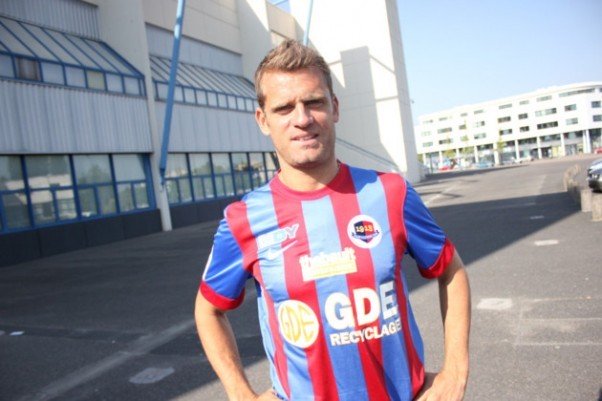 Jérôme Rothen ne confirme pas l’arrêt de sa carrière