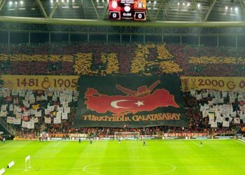 Top 10  : Les tifos du week-end
