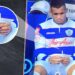 Un joueur de QPR sort une cigarette sur le banc