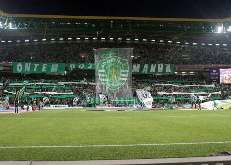 Top 10 : Les tifos du week-end
