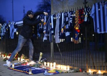 Suède : Hommage et soutien au supporter décédé