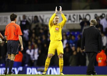Paul Robinson lance encore un chant anti-Arsenal