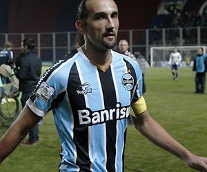 Gremio : Hernán Barcos agressé par ses propres « supporters »
