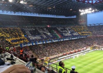 Top 10 : Les tifos du week-end