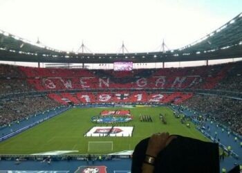 Top 10 : Les tifos du week-end