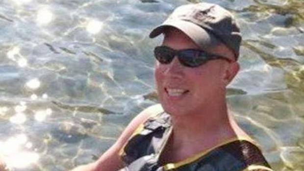 USA : L’arbitre l’expulse, il le frappe et le tue