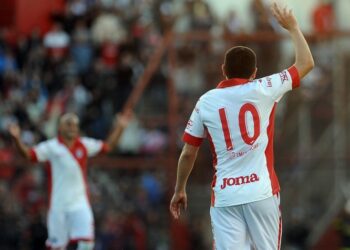 Riquelme ouvre son compteur avec Argentinos Juniors