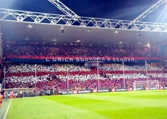 Top 10 : Les tifos du week-end