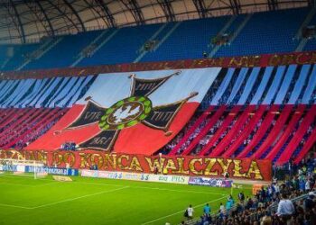 Top 10 : Les tifos du week-end
