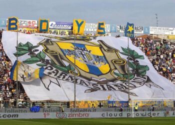 Top 10 : Les tifos du week-end