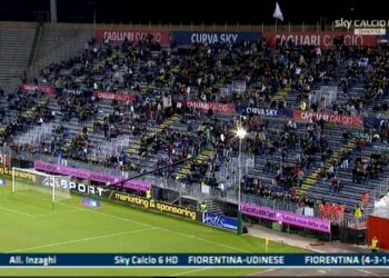 Sky Sport sponsorise une tribune de Cagliari