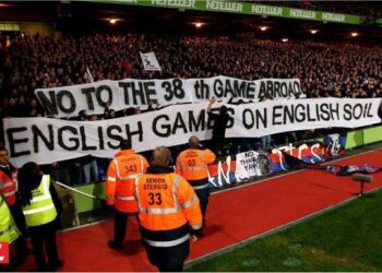 Les supporters de Crystal Palace ne veulent pas d’un match joué à l’étranger
