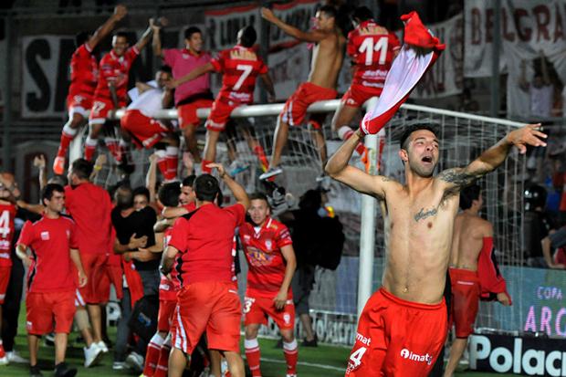 Huracán réussit l’exploit et se qualifie en Copa Libertadores