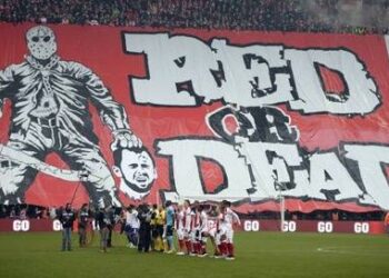 Top 10 : Les tifos du week-end
