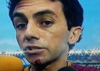 Des fans de Flamengo agressent le gardien adverse