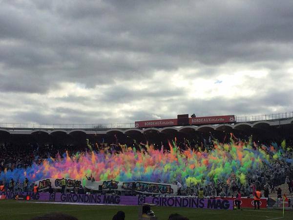 Top 10 : Les tifos du week-end