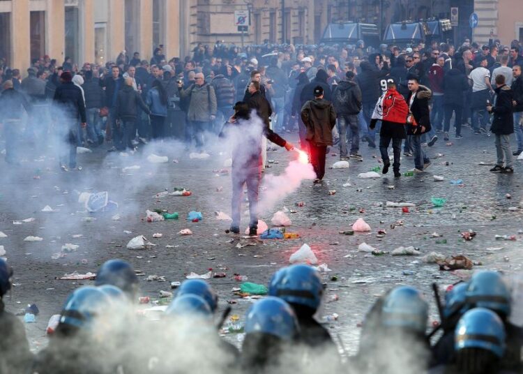 Feyenoord–AS Rome : plus de 2400 Romains attendus, les autorités en alerte