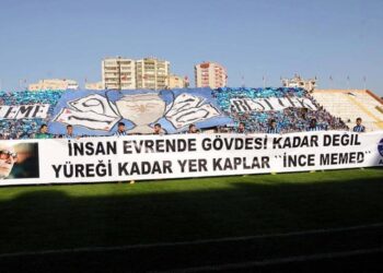 Top 10 : Les tifos du week-end