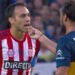 Osvaldo marque et nargue son adversaire
