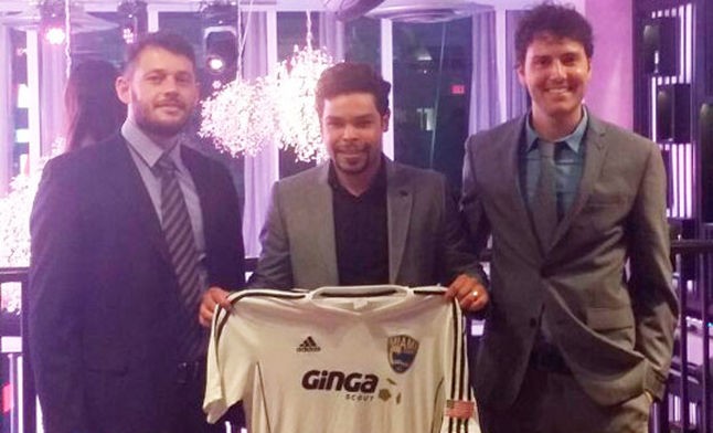 Kerlon signe aux Etats-Unis