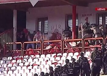 Le derby de Belgrade retardé à cause d’incidents