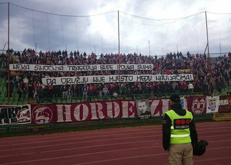 Appel à l’apaisement après la mort du supporter bosnien