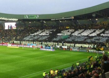 Top 10 : Les tifos du week-end