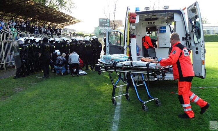 Un supporter tué par balle en caoutchouc en quatrième division polonaise