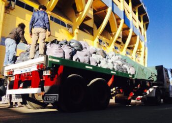 Des denrées alimentaires pour la collecte de Tevez volées