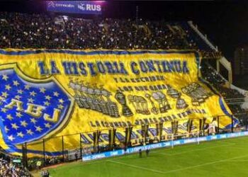 L’immense voile offert par Tevez dévoilé au jubilé de Battaglia