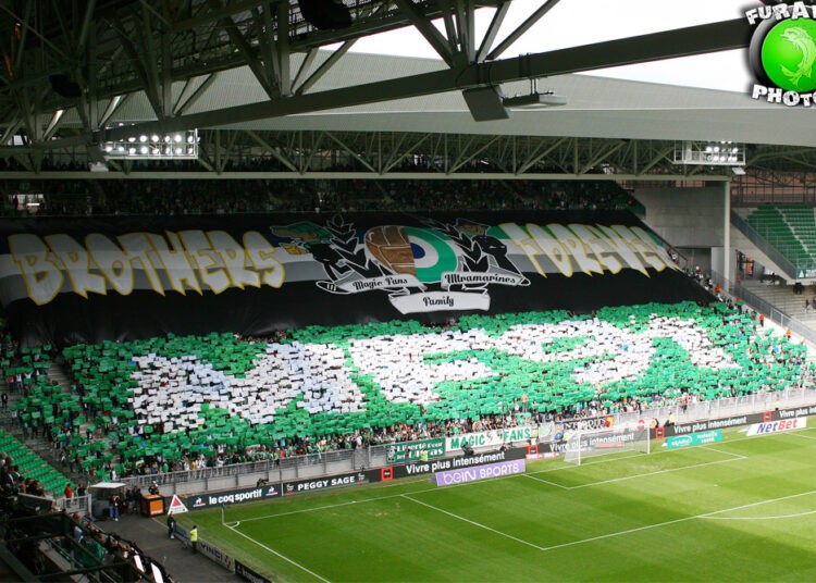 On Tour : Dans le Kop Nord de Saint-Étienne contre Bordeaux