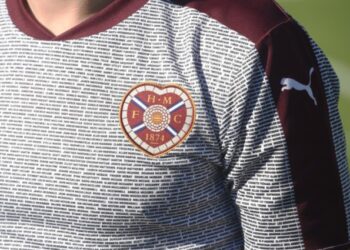 Heart of Midlothian sort un maillot en hommage à ses donateurs