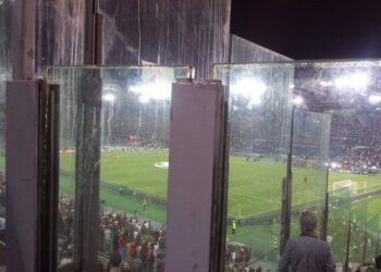 La Curva Sud de la Roma en grève