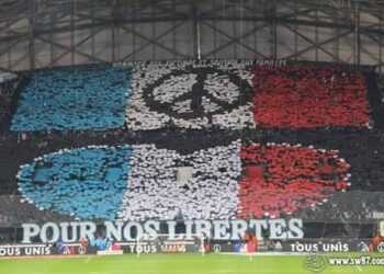 Top 10 : Les tifos du week-end