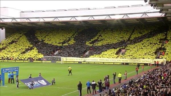 Top 10 : Les tifos du week-end