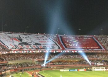 Top 10 : Les tifos du week-end