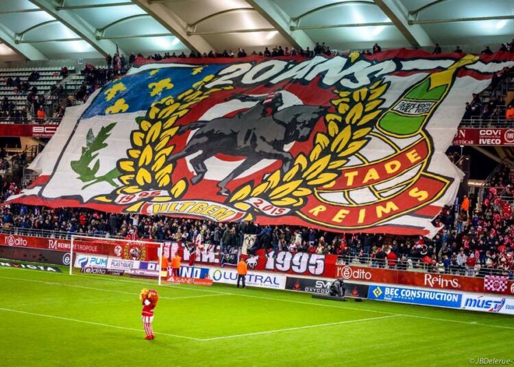 Top 10 : Les tifos du week-end