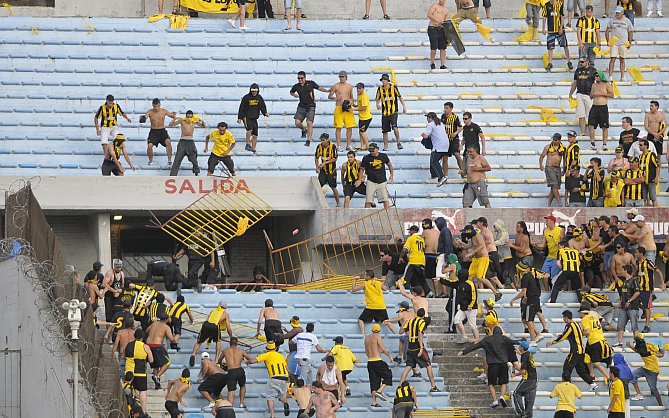 Des caméras dans les stades en Uruguay pour lutter contre la violence