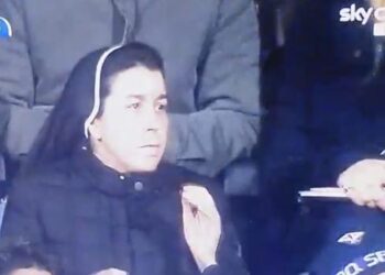 La none supportrice de la Fiorentina en a vu assez !