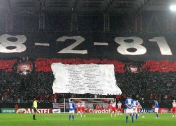 Top 10 : Les tifos du week-end