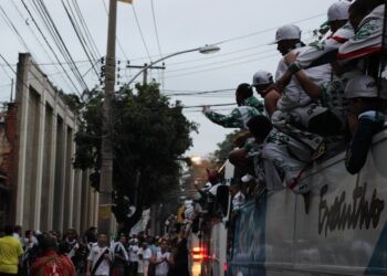 vasco palmeiras torcidas organizadas futebol brasil rio sao paulo