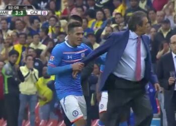 Mexique : Un entraîneur expulsé pour avoir exulté après un but